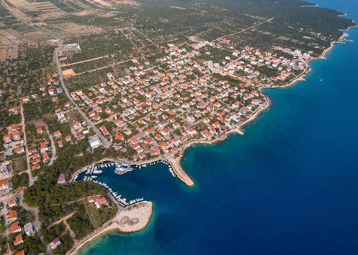 With A Parking Space Mandre, Pag - 6456 Apartament *