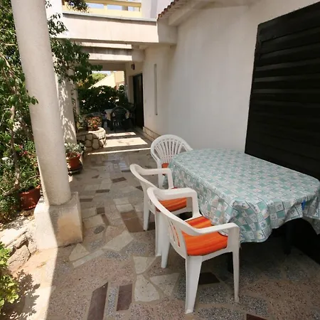 With A Parking Space Mandre, Pag - 6456 Apartamento