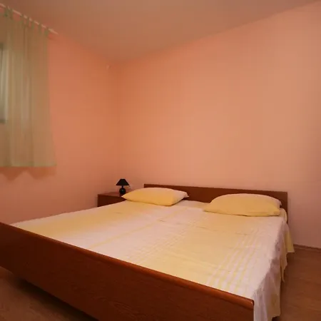 With A Parking Space Mandre, Pag - 6456 Apartamento Mandre